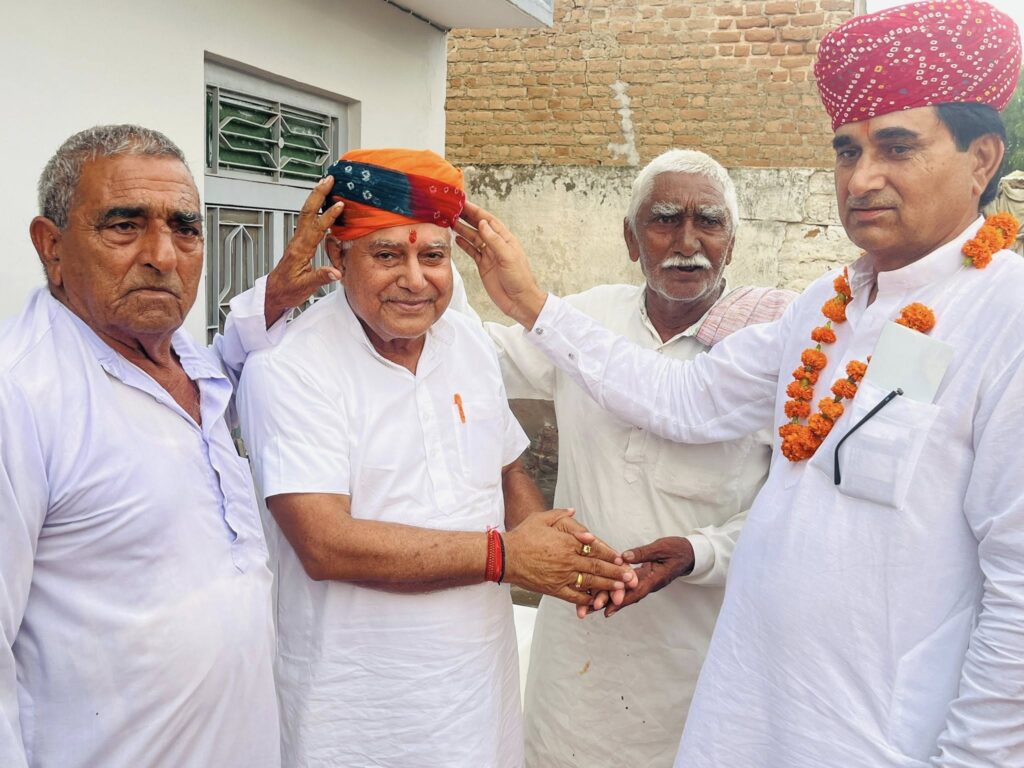 📍डेलवा डॉ. प्रभुदयाल जाट आयुर्वेद विभाग बीकानेर में उपनिदेशक के पद से सेवानिवृत होने पर आयोजित सेवानिवृत समारोह में सम्मिलित होकर बेहतरिन कार्यकाल के लिए शुभकामनाएँ दी तथा स्नेहीजनों से मुलाक़ात की । #श्रीडूंगरगढ़